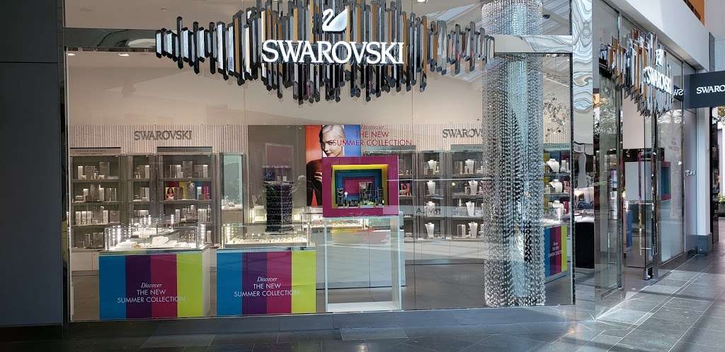 Swarovski | 1625 Paramus Park, Paramus, NJ 07652, USA | Phone: (201) 265-4888