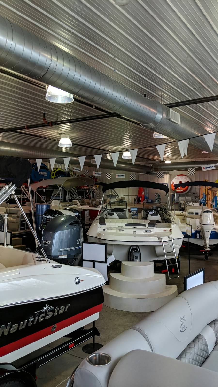 CenterPointe Boat Services | 400 Sussex St, Pewaukee, WI 53072, USA | Phone: (262) 333-0700