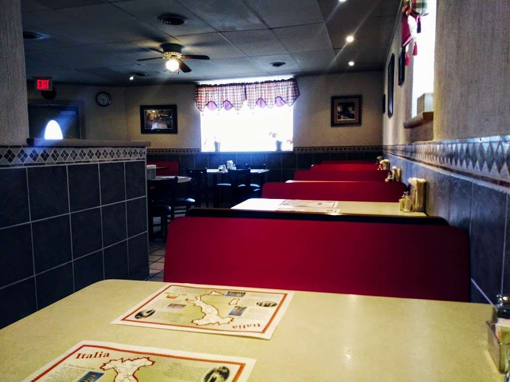 Two Cousins Pizza | 437 E Main St, Mountville, PA 17554, USA | Phone: (717) 285-3660