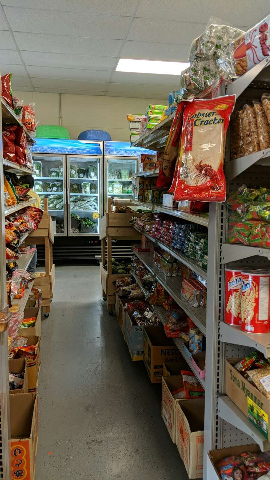 Blue Sky Asian Market | 6619 Parallel Pkwy, Kansas City, KS 66102, USA | Phone: (913) 237-4282