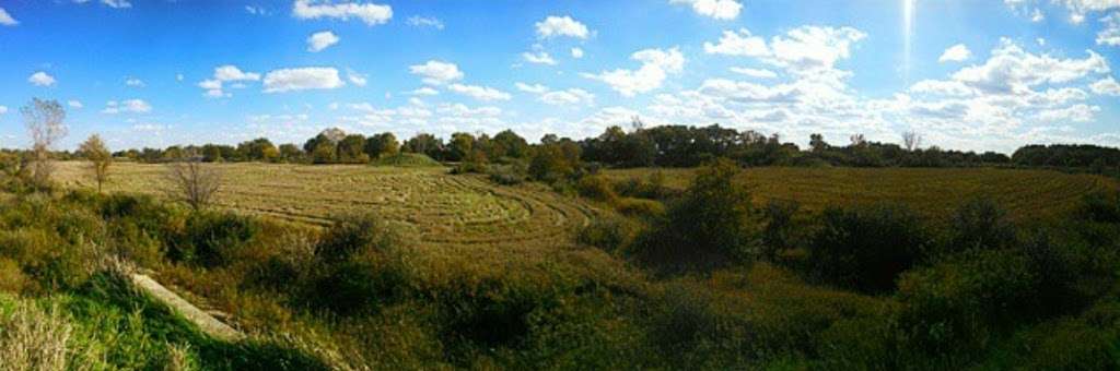 Midewin National Tallgrass Prairie Visitor Center | 30239 IL-53, Wilmington, IL 60481, USA | Phone: (815) 423-6370