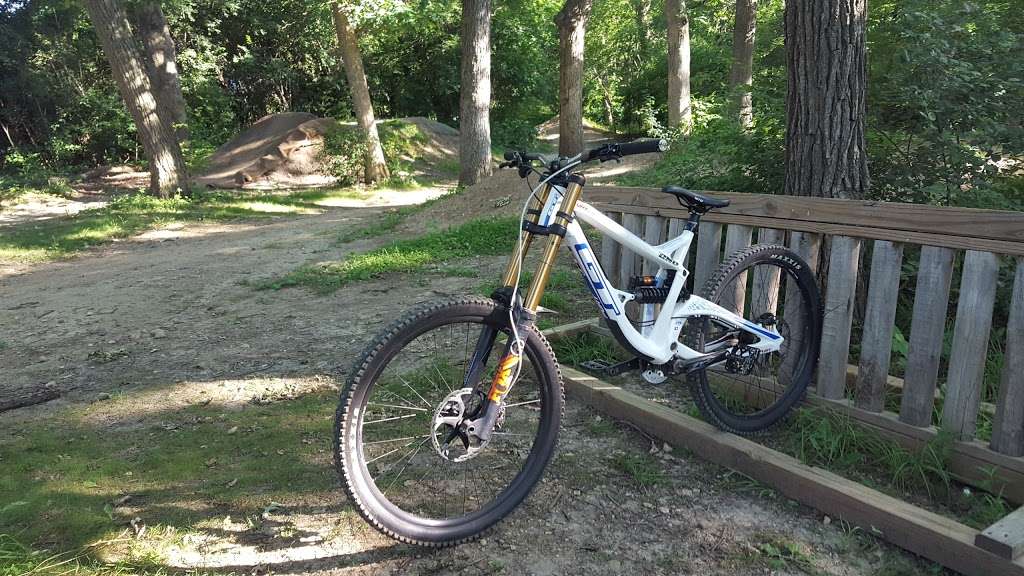 Andres Bike Park | 1304 Sacramento Dr, Carpentersville, IL 60110, USA