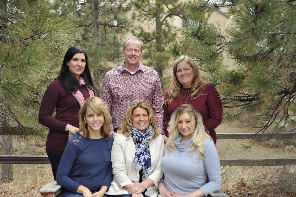 Dentistry At Happy Canyon Dr.Travis Haws | 858 W Happy Canyon Rd #135, Castle Rock, CO 80108, USA | Phone: (303) 688-3800