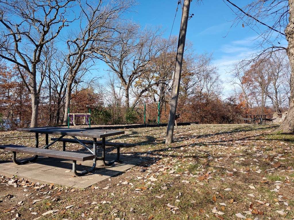 One Way Road Shelter | Oz, Kansas City, KS 66109, USA