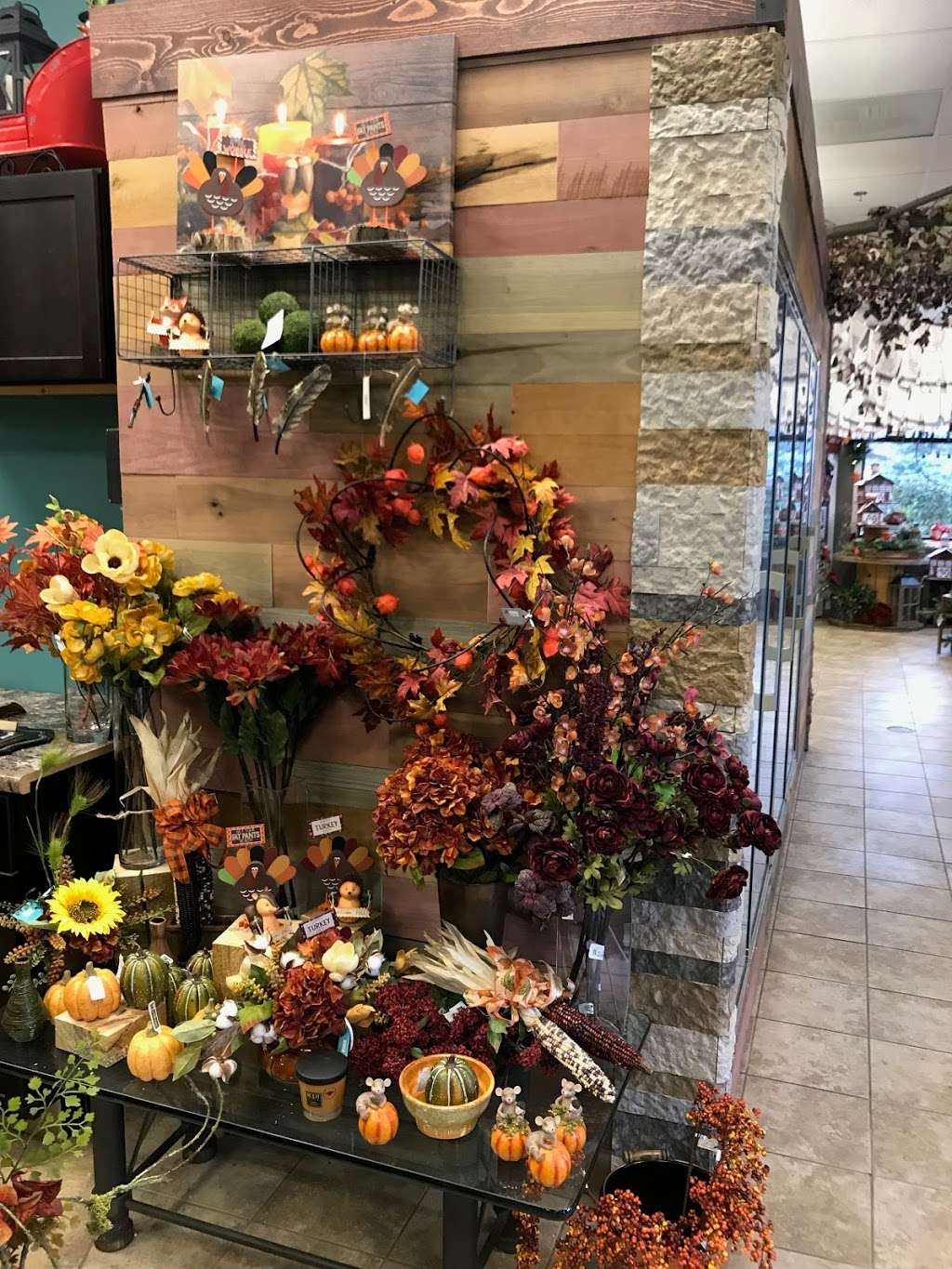 jh Events and Flowers | 3603 Municipal Dr, McHenry, IL 60050 | Phone: (815) 331-8616