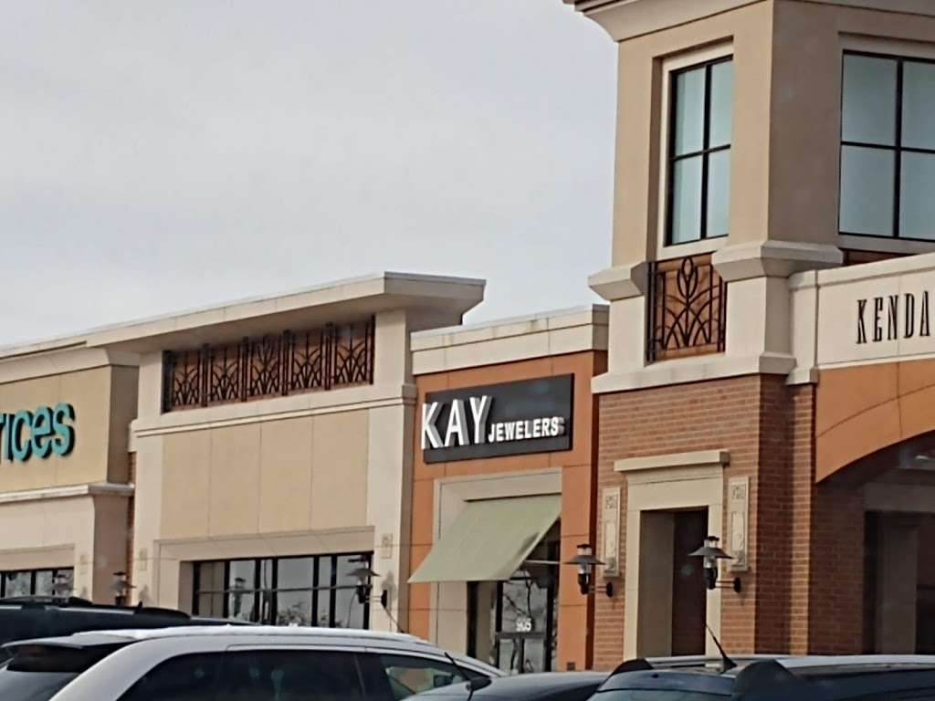 Kay Jewelers | 905 Erica Ln, Yorkville, IL 60560, USA | Phone: (630) 553-1654