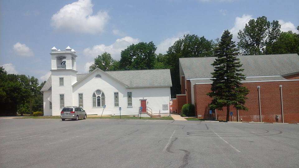 Mohns Hill E.C. Church | 708 Mohns Hill Rd, Reading, PA 19608, USA | Phone: (610) 775-3667