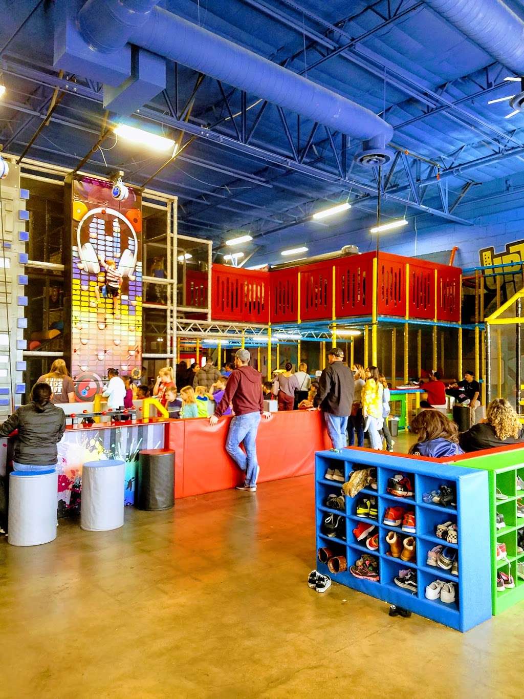 UPTOWN JUNGLE FUN PARK | Peoria, AZ | 7608 W Cactus Rd, Peoria, AZ 85381, USA | Phone: (623) 404-6868