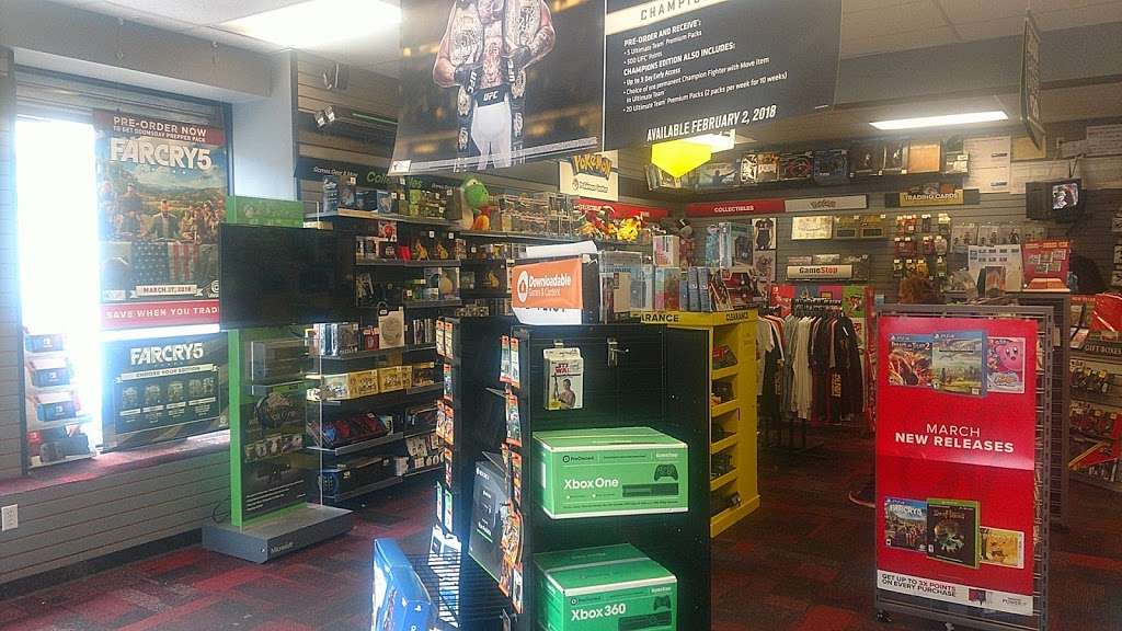 GameStop | 4721 Queens Blvd, Sunnyside, NY 11104, USA | Phone: (718) 383-0560