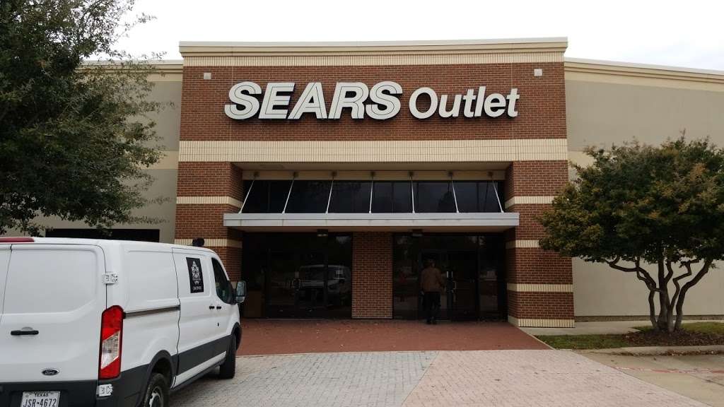 Sears Outlet - hardware store  | Photo 7 of 10 | Address: 1215 Marsh Ln Suite 180, Carrollton, TX 75006, USA | Phone: (972) 418-2293