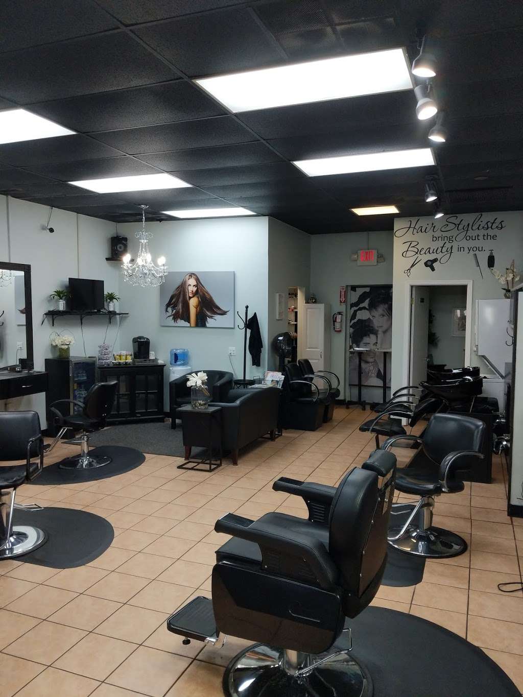 Philys Cuts Beauty Salon & Barbershop | The Brick Mall, 2791 Hooper Ave, Brick, NJ 08723, USA | Phone: (732) 477-4664