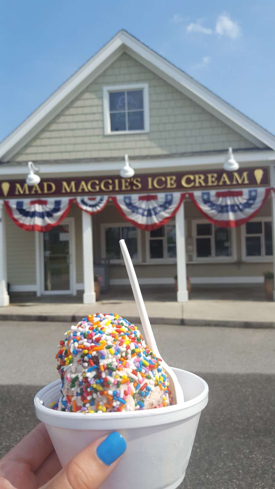 Mad Maggies Ice Cream | 1025 Osgood St, North Andover, MA 01845, USA | Phone: (978) 685-2814