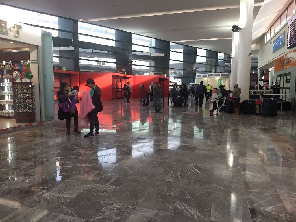 Tijuana International Airport | Aeropuerto S/N, Nueva Tijuana, 22435 Tijuana, B.C., Mexico | Phone: 664 607 8200