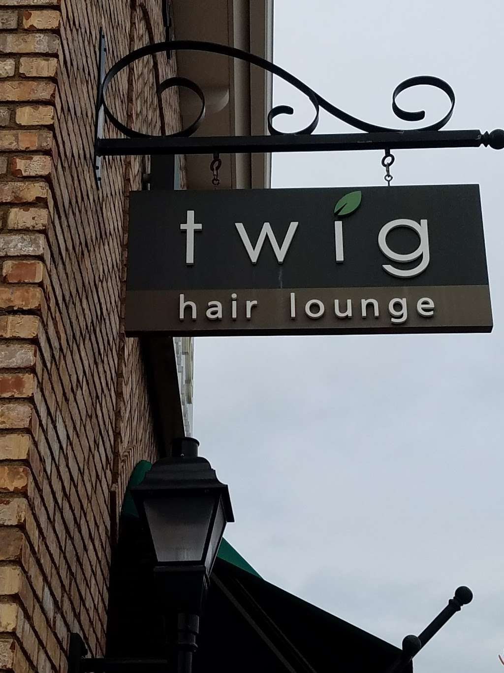 TWIG hair lounge | 2653 Gateway Rd, Carlsbad, CA 92009, USA | Phone: (760) 431-8989