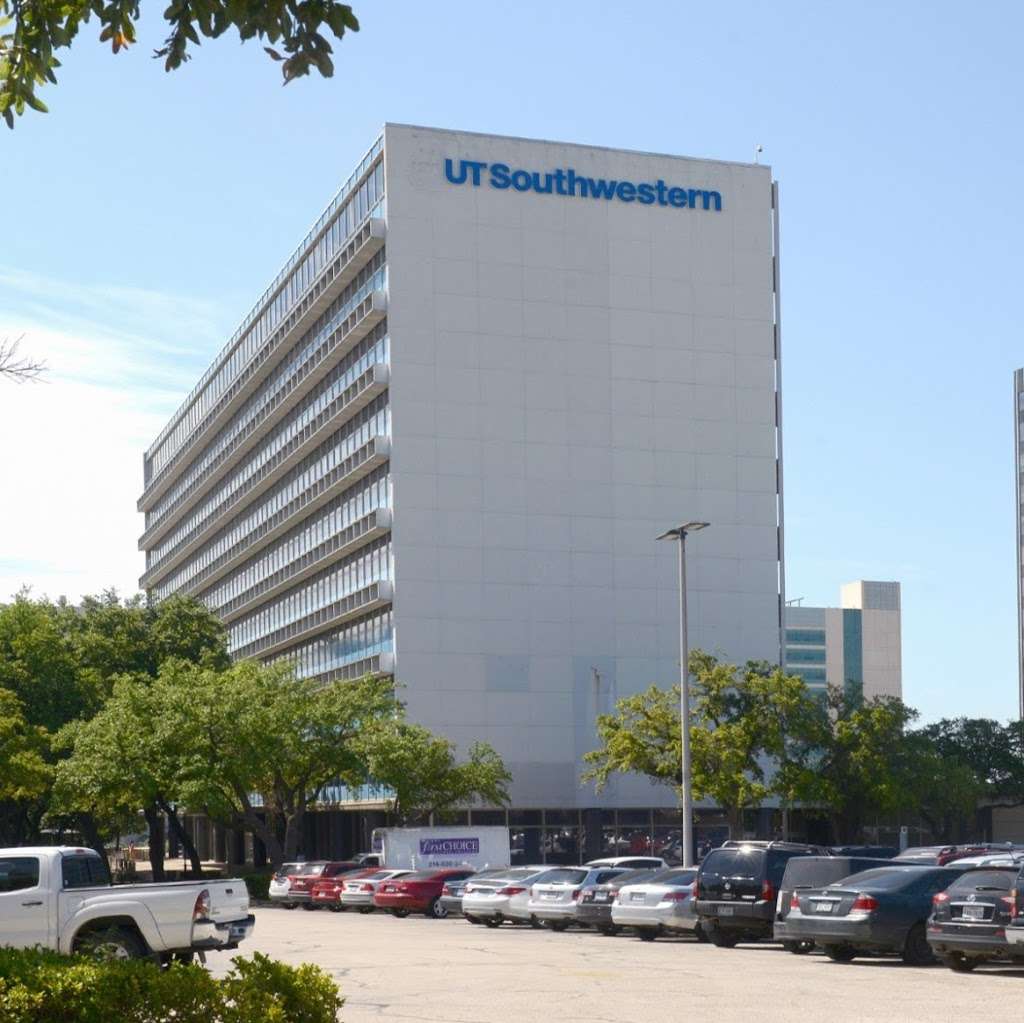 Oral & Maxillofacial Surgery Clinic - UT Southwestern | 6333 Forest Park Rd #130, Dallas, TX 75235, USA | Phone: (214) 645-3999