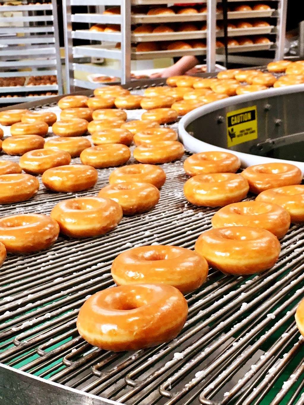 Krispy Kreme Doughnuts | 1575 Sullivan Ave, Daly City, CA 94015, USA | Phone: (650) 985-5612