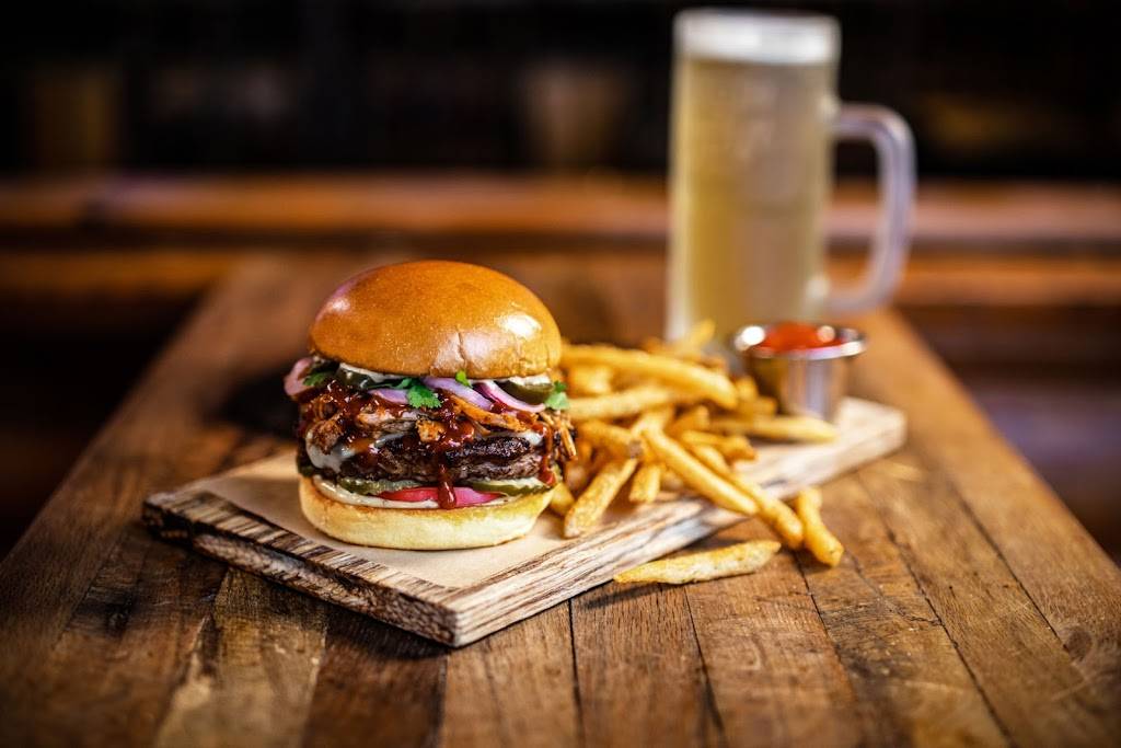 Twin Peaks | 1500 Market Pl Blvd, Irving, TX 75063, USA | Phone: (469) 420-9216