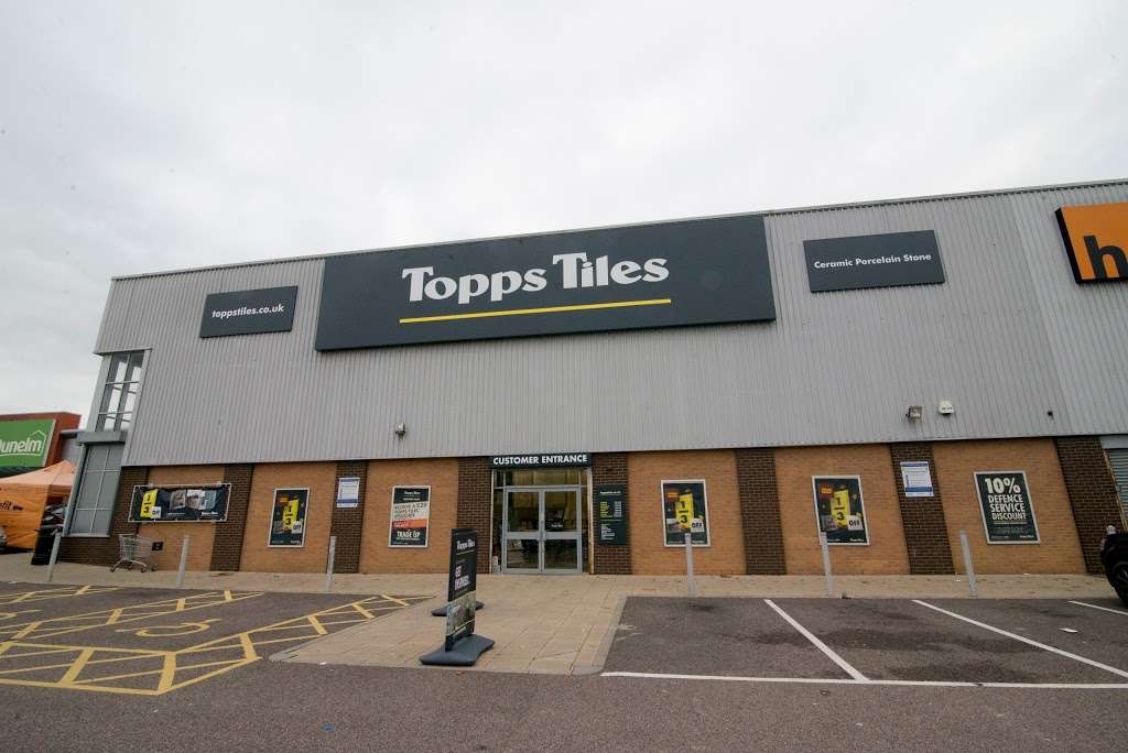 Topps Tiles Dartford | Dartford Heath Retail Park, Heath Lane (Lower), Princes Road, Dartford DA1 2QA, UK | Phone: 01322 286323