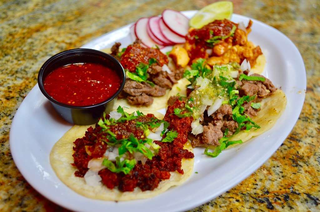 Las 3 Marias Tacos Y Huaraches | 26881 Sierra Hwy, Santa Clarita, CA 91321, USA | Phone: (661) 250-7891