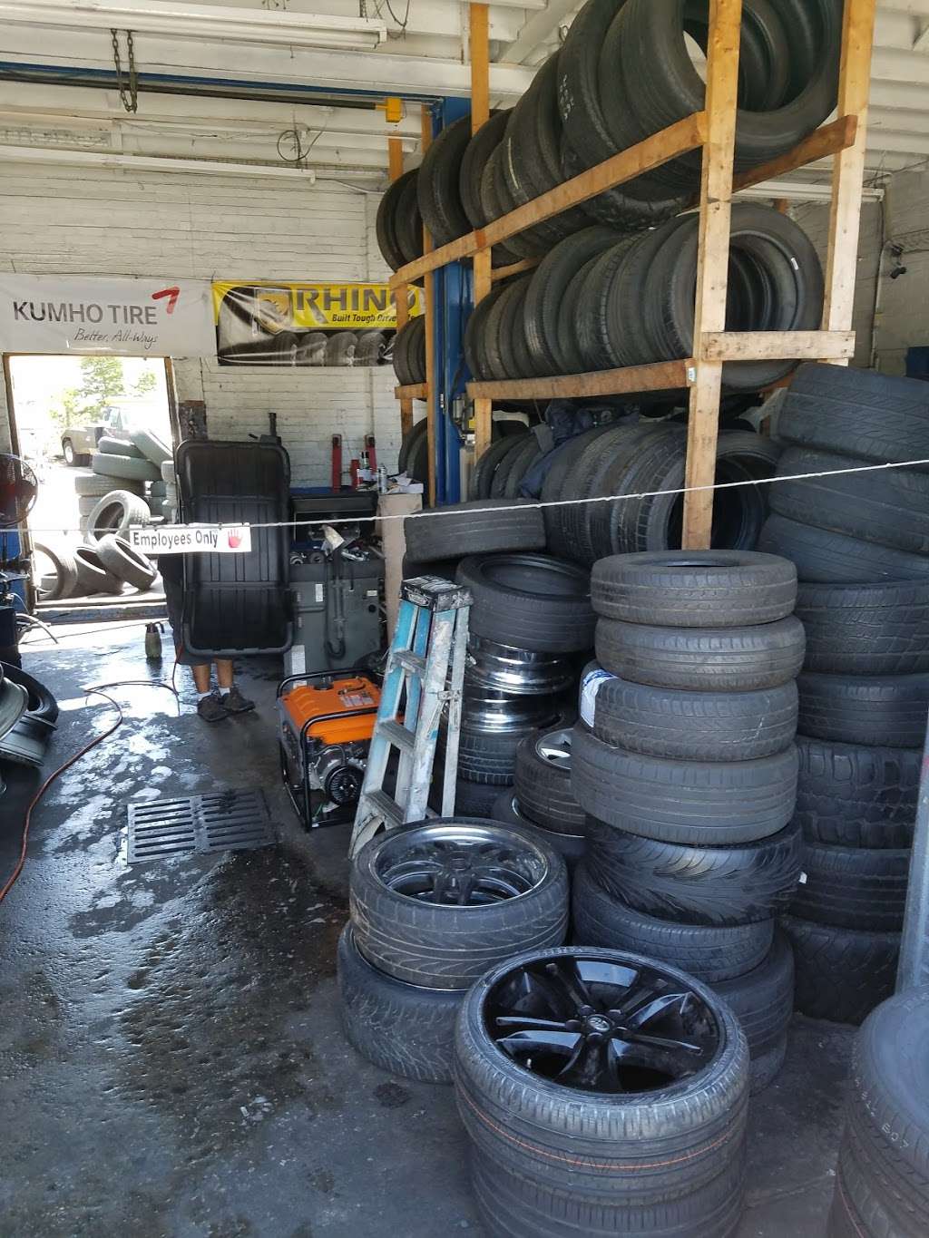 Damian Tire Shop | Haines City, FL 33844, USA | Phone: (863) 588-9054