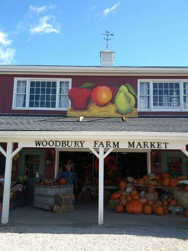 Woodbury Farm Market | 717 Main St S, Woodbury, CT 06798, USA | Phone: (203) 263-2175