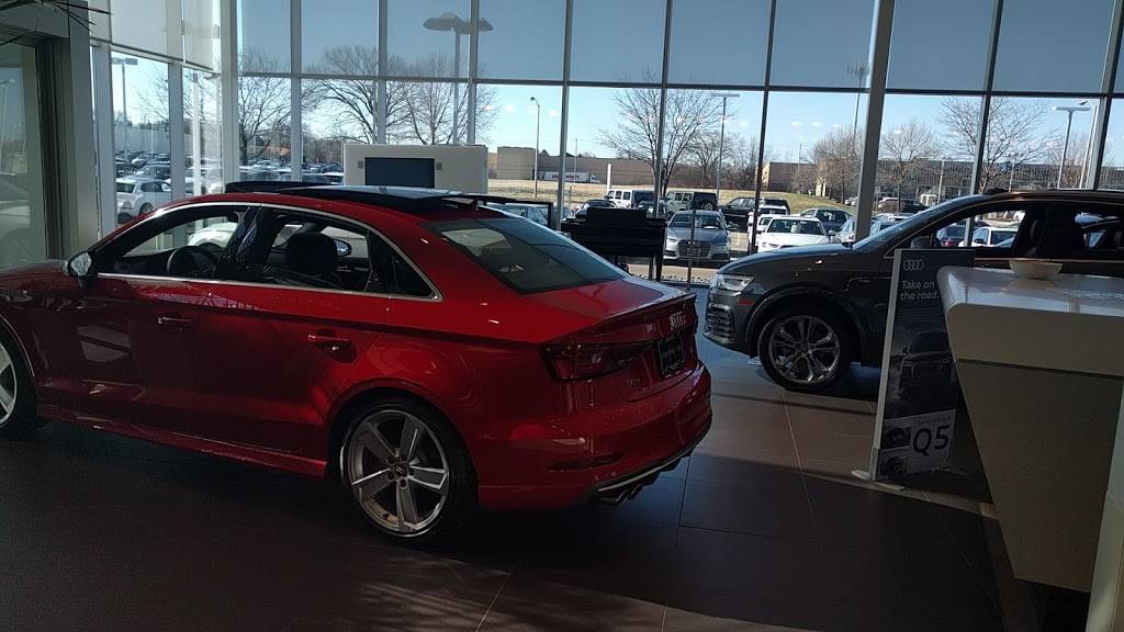 Audi Milwaukee | 10606 W Arthur Ave, West Allis, WI 53227, USA | Phone: (414) 543-3000