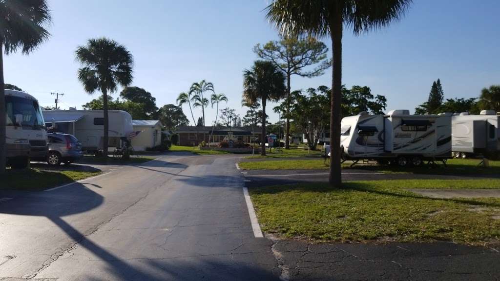 Palm Beach Traveler RV Park | 6159 Lawrence Rd, Lantana, FL 33462, USA | Phone: (561) 967-3139