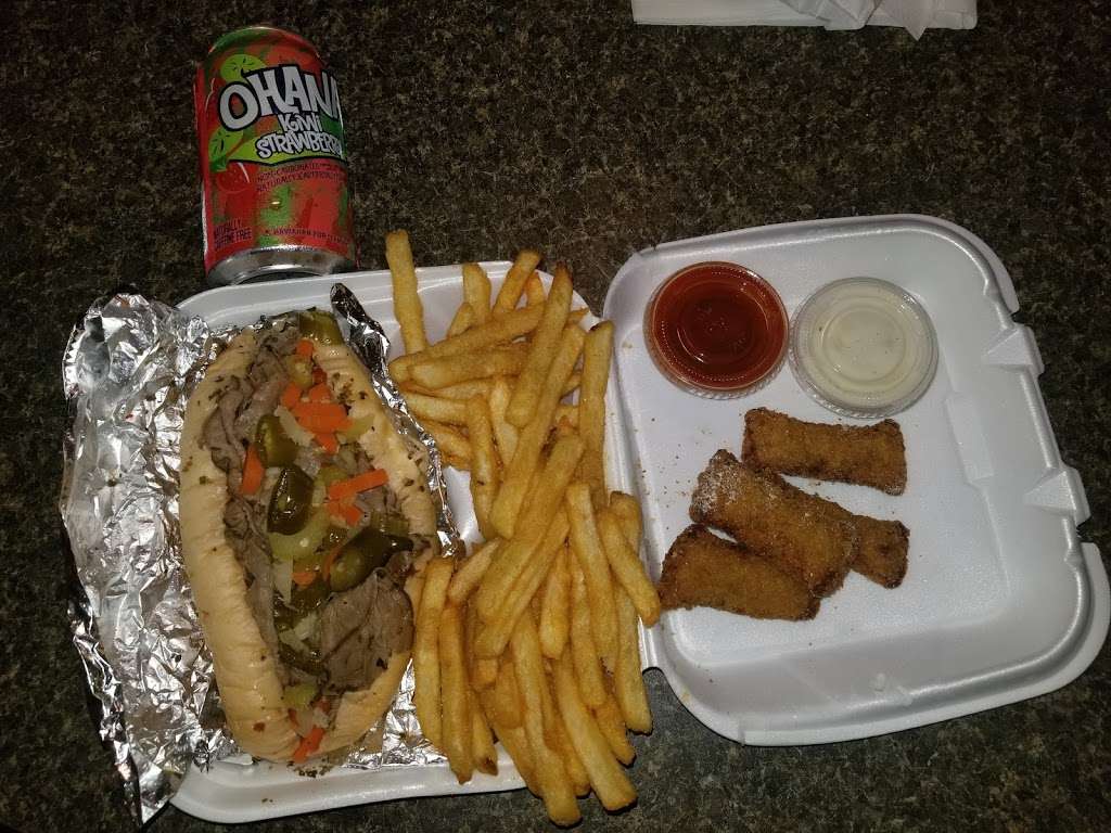 chicago fish and chicken gyro | 9942 E Washington St, Indianapolis, IN 46229, USA | Phone: (317) 744-9311