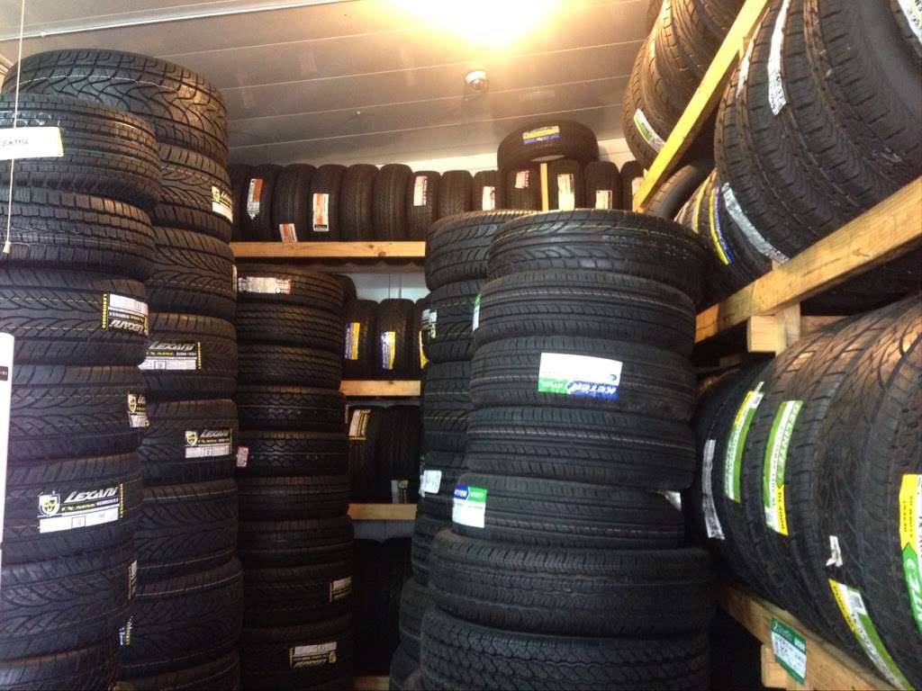 Frank Tire Shop | 3802 Reveille St, Houston, TX 77087, USA | Phone: (713) 643-1213