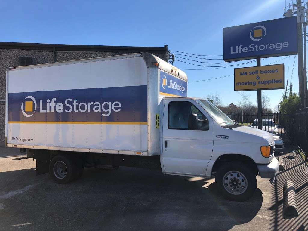 Life Storage | 1701 FM 1960 Bypass Road East, Humble, TX 77338, USA | Phone: (281) 393-8671