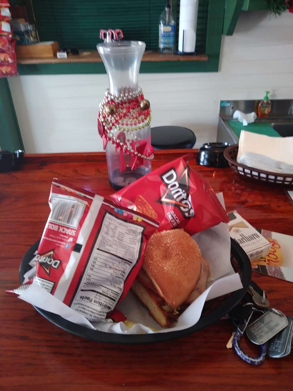 Novellis Deli & Sports Bar | 3209 TX-3, Dickinson, TX 77539, USA | Phone: (281) 534-6352