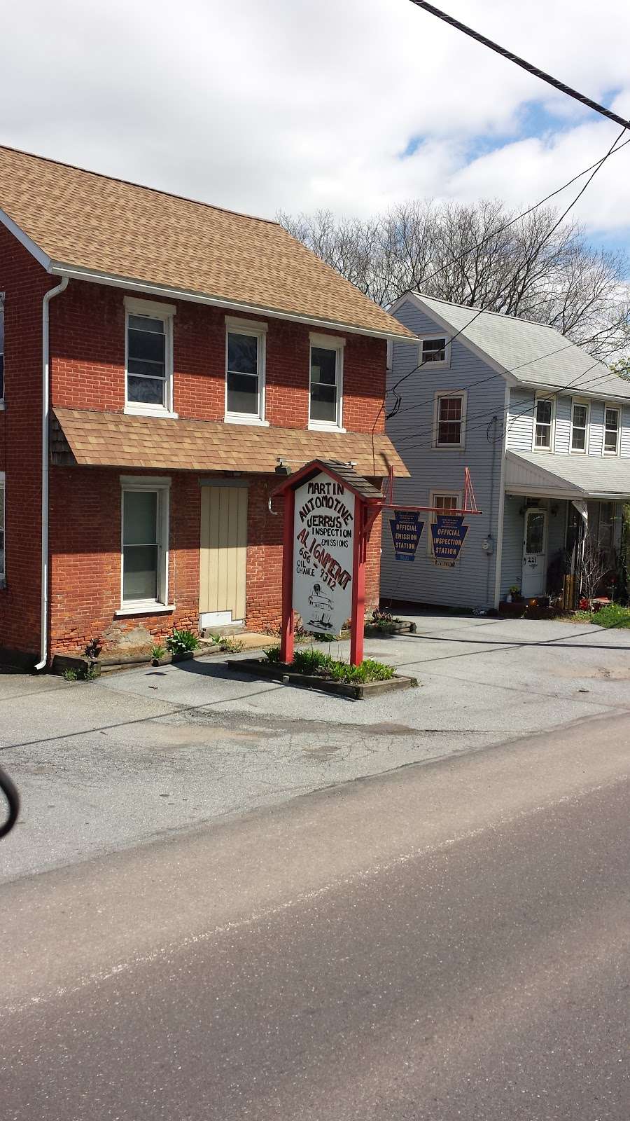 Martin Automotive Jerrys | 223 W Main St, Leola, PA 17540, USA | Phone: (717) 656-9312