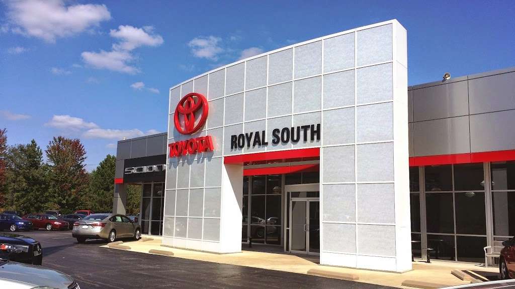 Royal South Toyota | 3115 S Walnut St, Bloomington, IN 47401, USA | Phone: (866) 609-4926