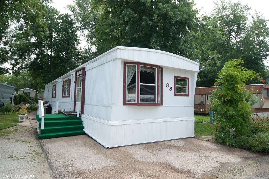 Bookwalter Woods Manufactured Home Community | 16 Cambridge Dr, Gardner, IL 60424 | Phone: (815) 237-2290