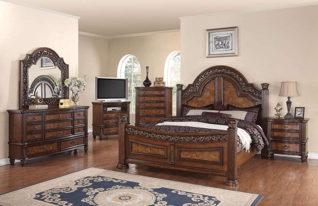 Montanas Home Furniture | 9330 North Fwy, Houston, TX 77037, USA | Phone: (832) 804-9200