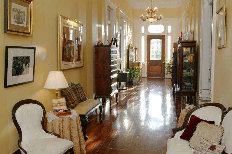 Ashtons Bed and Breakfast | 2023 Esplanade Ave, New Orleans, LA 70116 | Phone: (504) 942-7048