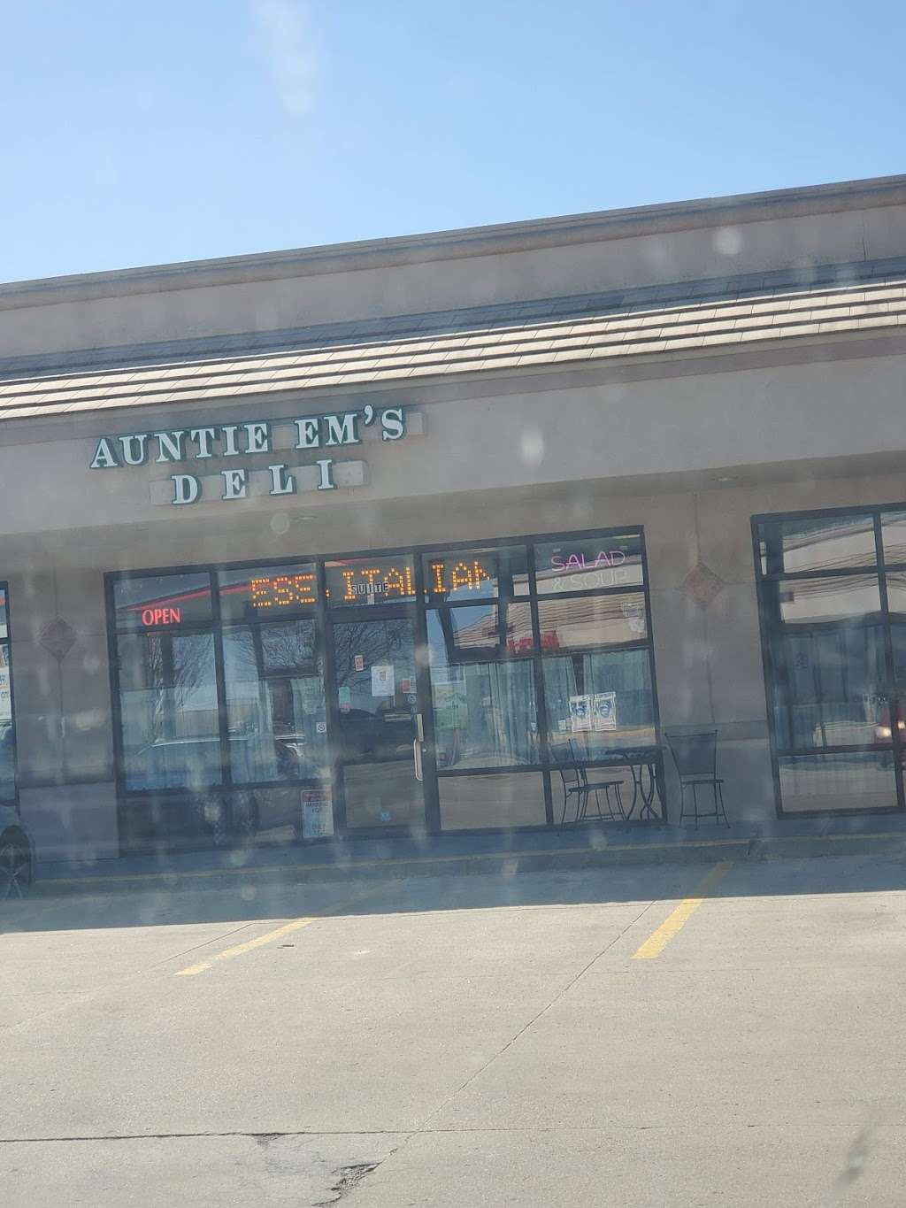 Auntie Ems Deli & Bakery | 2311 Wakarusa Dr, Lawrence, KS 66047, USA | Phone: (785) 832-1333