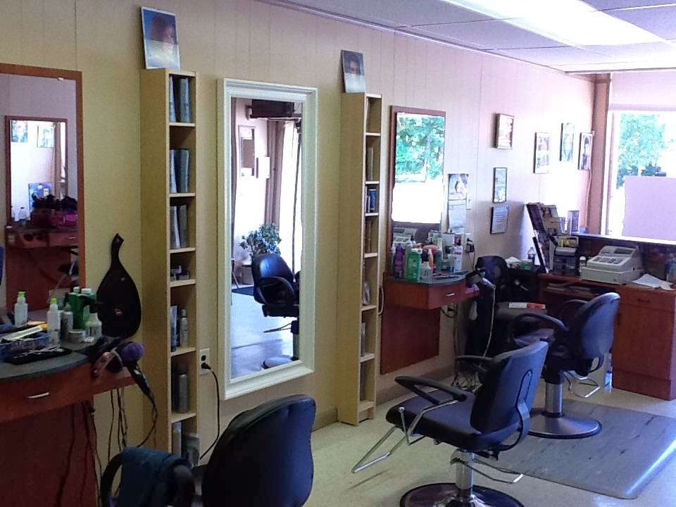 Carmela Hair Salon | 38 Bay Shore Rd, Bay Shore, NY 11706, USA | Phone: (631) 667-0048