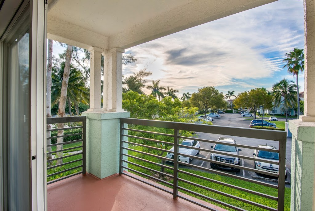 Sheridan Ocean Club Apartments | 1155 SE 7th Ave, Dania Beach, FL 33004, USA | Phone: (954) 921-7718