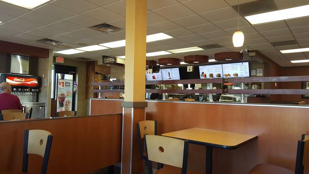 McDonalds | 435 W 3rd St, Nescopeck, PA 18635, USA | Phone: (570) 752-4333