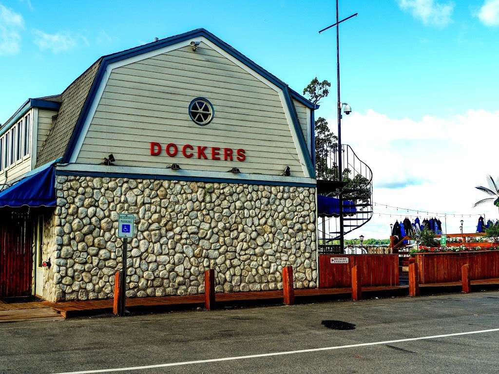 Dockers | 33 W Grand Ave, Fox Lake, IL 60020, USA | Phone: (847) 973-0033