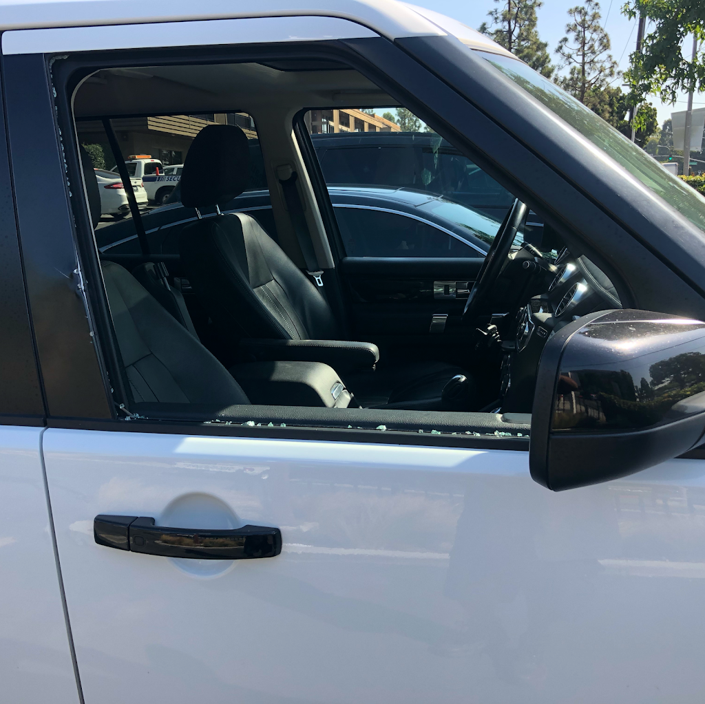 EPIC AUTO GLASS REPAIR LOS ANGELES AUTO GLASS MOBILE SERVICE! | 1646 S St Andrews Pl, Los Angeles, CA 90019, USA | Phone: (213) 282-1654