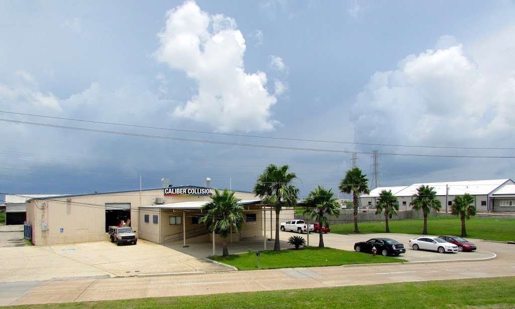 Caliber Collision | 6902 Broadway St, Galveston, TX 77554, USA | Phone: (409) 741-9090