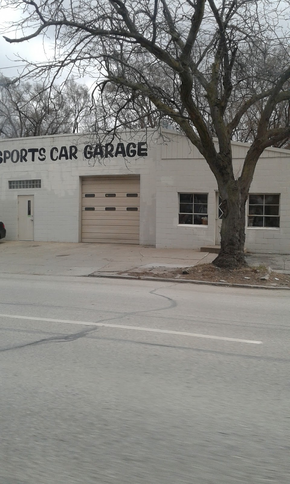 Sports Car Garage | 1461 S 13th St, Omaha, NE 68108, USA | Phone: (402) 341-4244