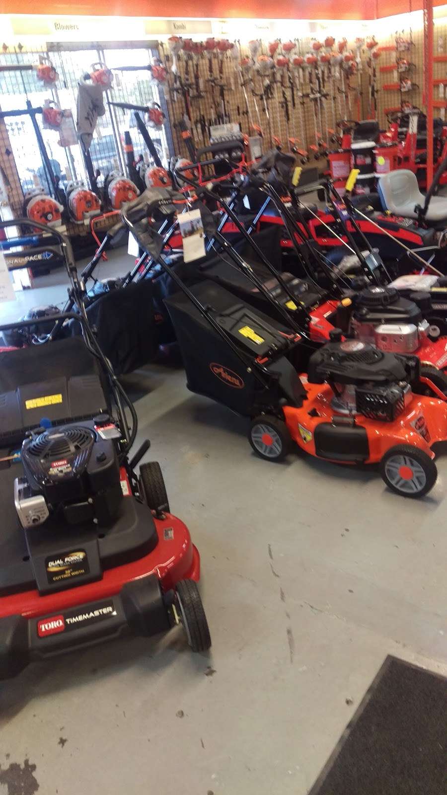 Rev Cut Mower | 2005 N Cocoa Blvd, Cocoa, FL 32922 | Phone: (321) 636-0523