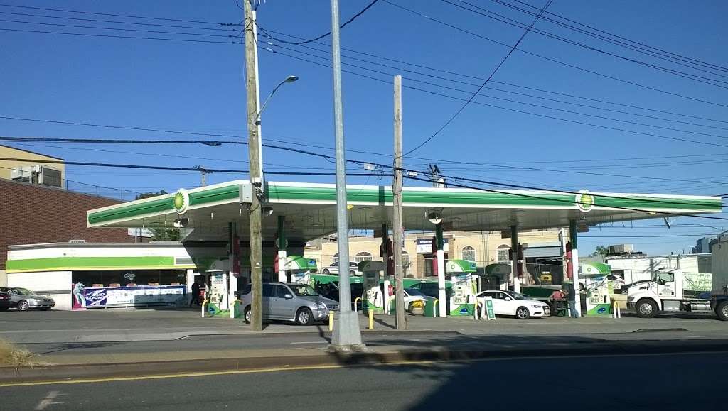 BP | 26-27 College Point Blvd, Flushing, NY 11354, USA | Phone: (718) 961-9099