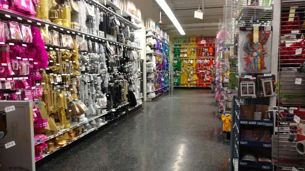 Party City | 123 Rockland Center, Nanuet, NY 10954, USA | Phone: (845) 624-5900