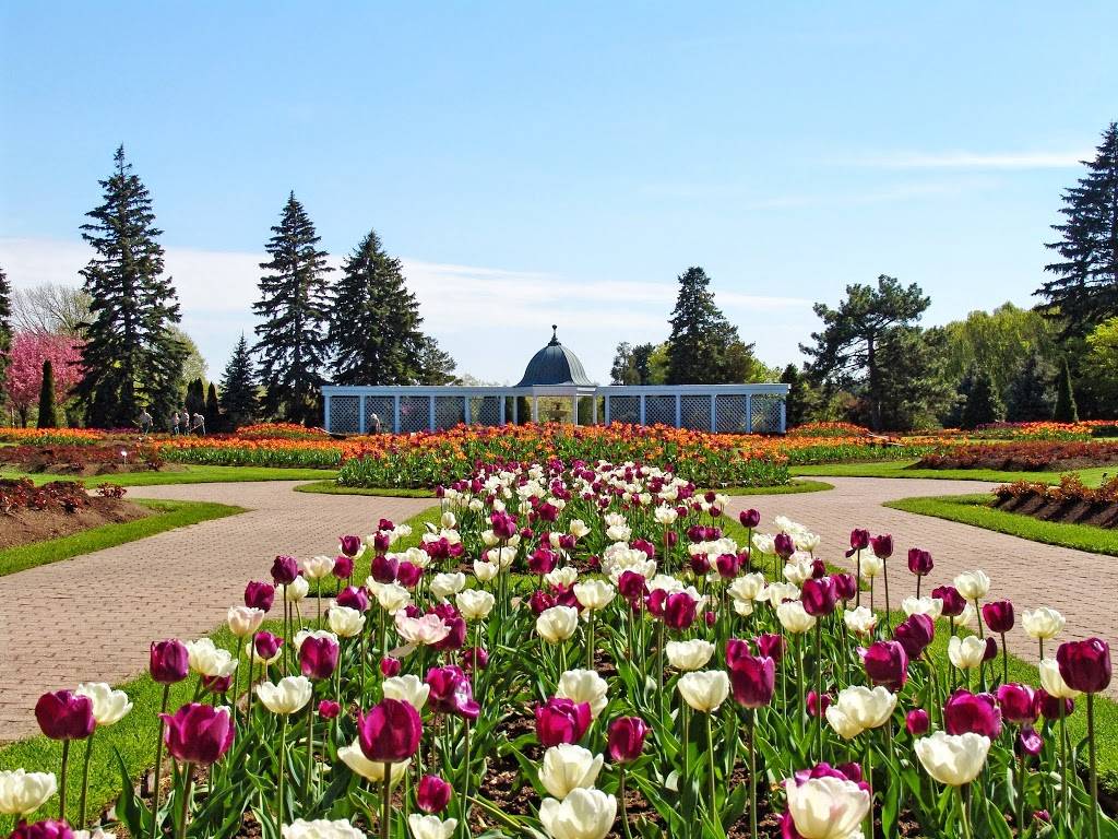 Niagara Parks Botanical Gardens | 2565 Niagara Pkwy, Niagara Falls, ON L2E 2S7, Canada | Phone: (905) 356-8119