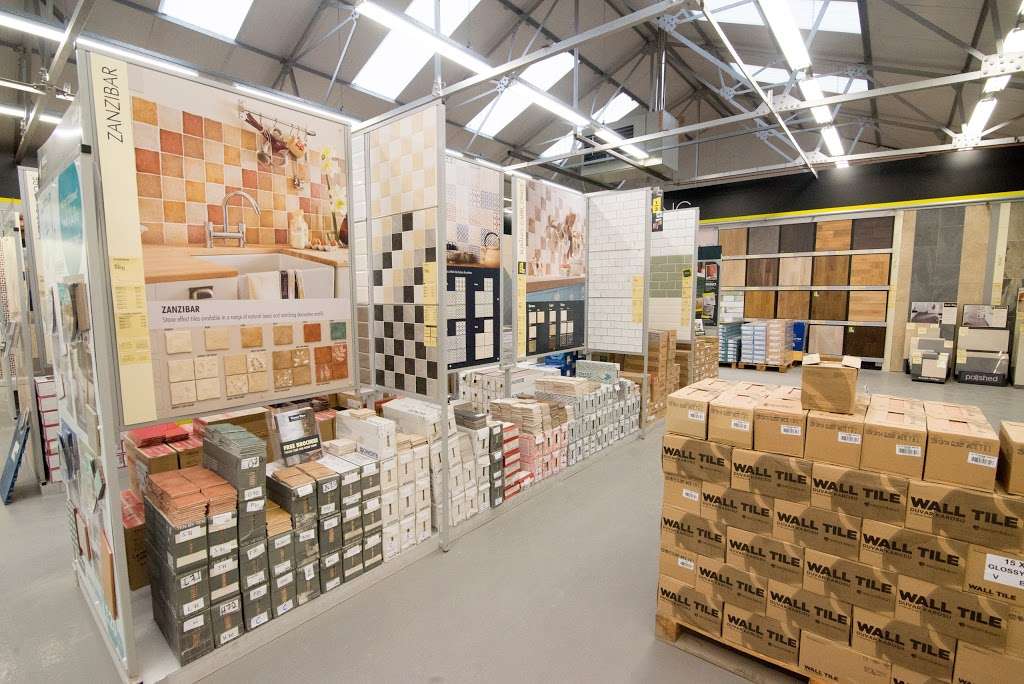 Topps Tiles Ilford Seven Kings | 364-368 High Rd, Essex, Ilford IG1 1QP, UK | Phone: 020 8553 7950