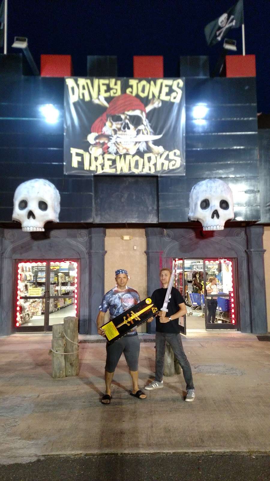 Davey Jones Fireworks | U.S. 21 Hwy 21 Byp, Fort Mill, SC 29715, USA | Phone: (803) 396-8730